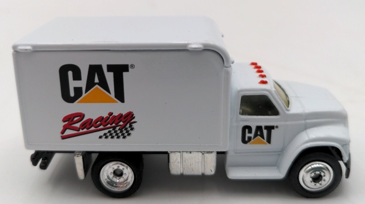 Matchbox 1:70 Scale Diecast Ford F800 CAT Racing Delivery Truck NEW