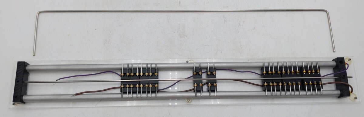 HO Scale Roller Test Stand with Acrylic Base EX