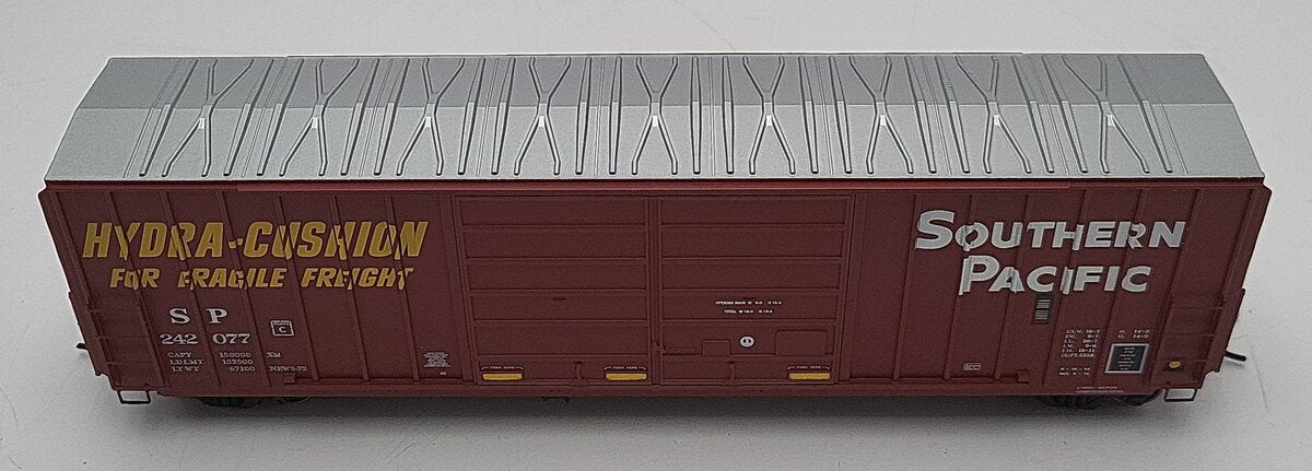 InterMountain 48308-10 Ho Scale Southern Pacific Boxcar #242077 LN/Box
