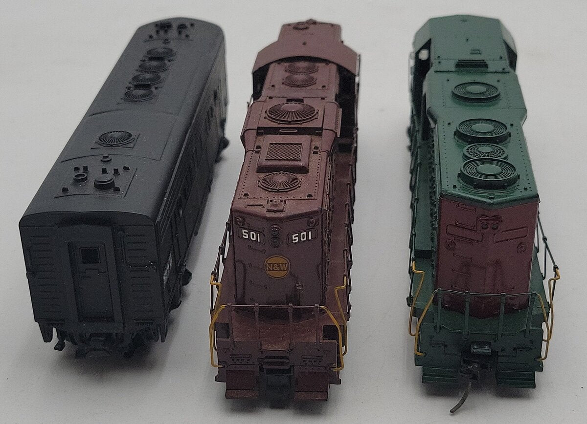 Assorted HO N&W and Other AAB Diesel Units #899,1335,501 [3]