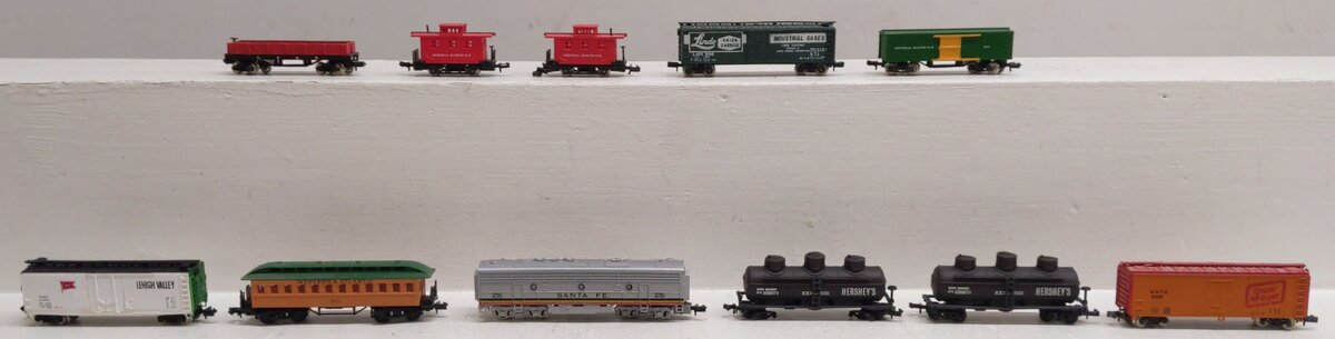 Con-Cor and Other N Scale Assorted Freight Cars [11] EX