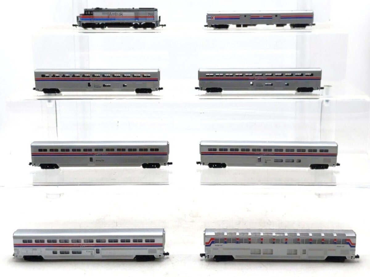 Trix & Other N Assorted Amtrack Diesel Ph. III Superliner Passenger Set [8] VG