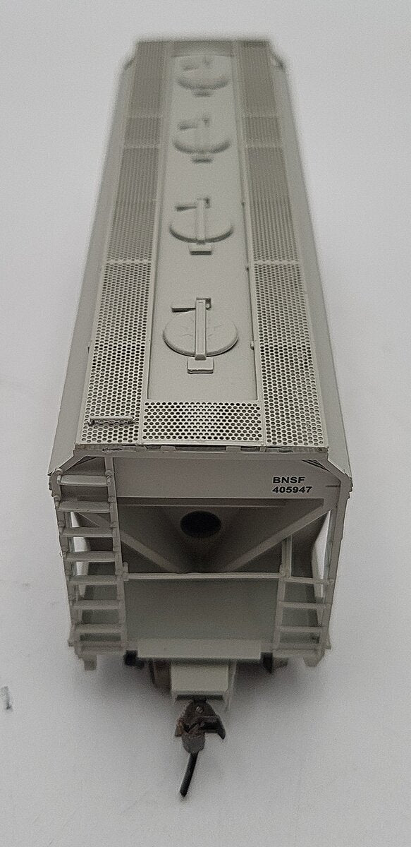 InterMountain 46537-03 HO Scale Burlington Northern Santa Hopper Car #405947 LN/Box