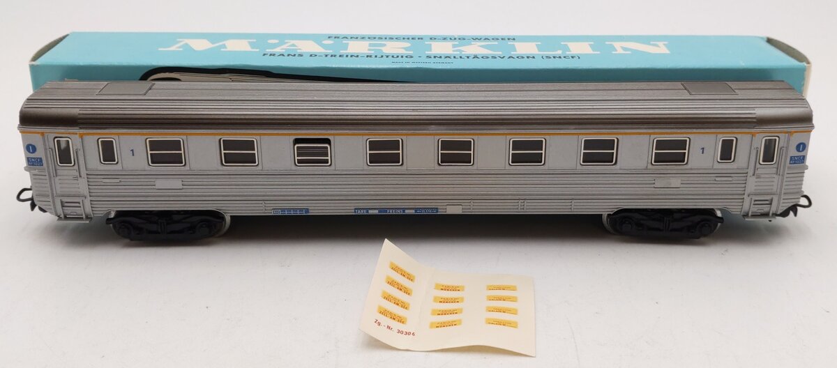 Marklin 4076 HO Scale Express Coach Car EX/Box