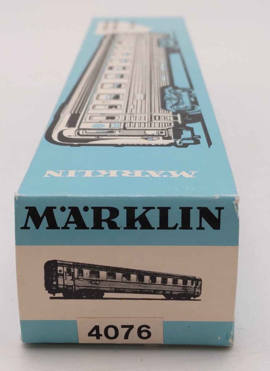 Marklin 4076 HO Scale Express Coach Car VG/Box