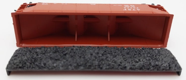 Bluford Shops BLU12-04 N Scale Santa Fe 3-Bay Offset Side Hopper Car #78775 EX/Box