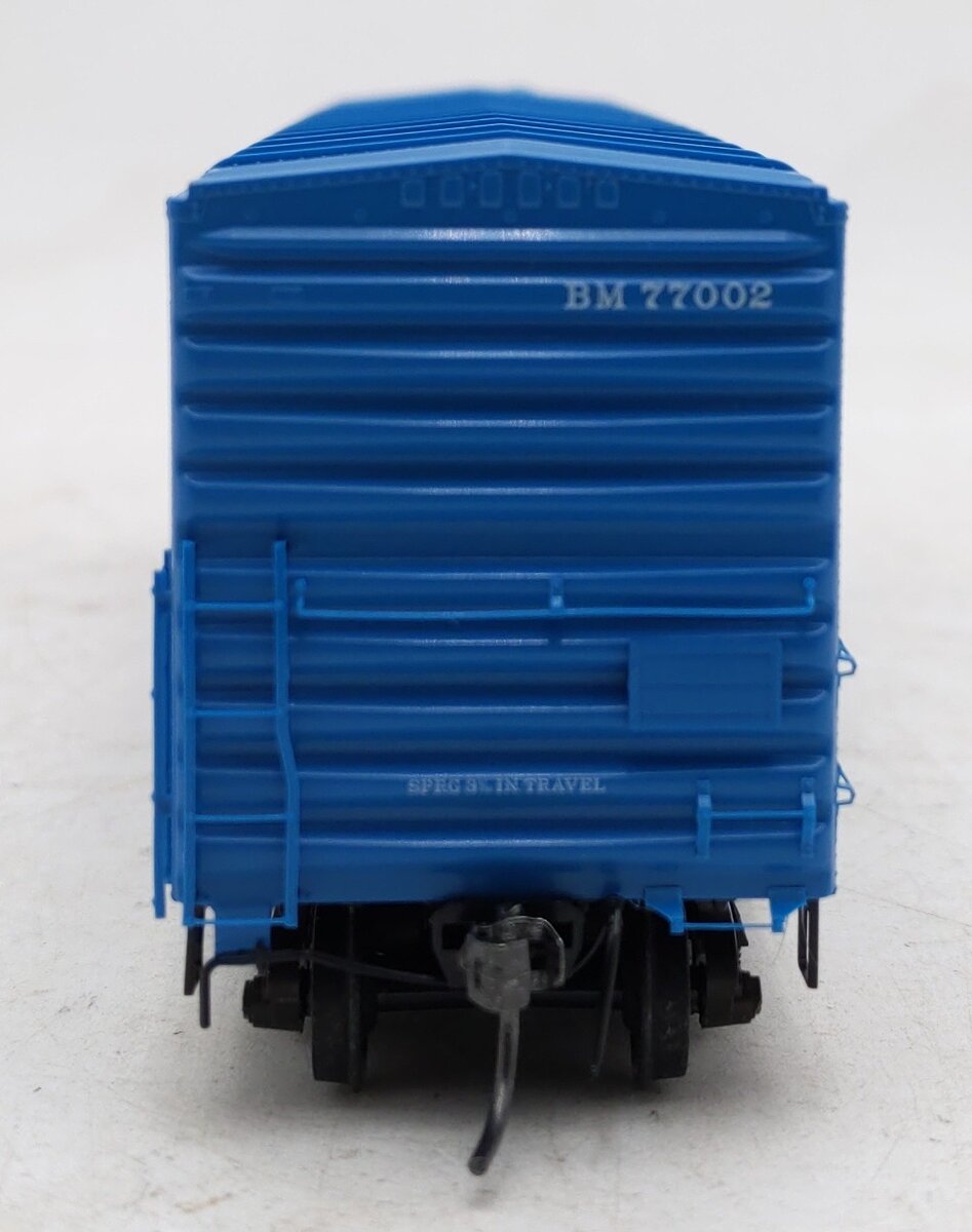 Kadee 6024 HO Boston & Maine 50' PS-1 Boxcar with 9' Door #77002 EX/Box