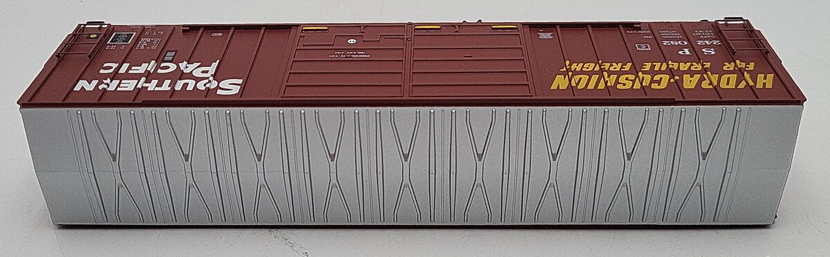 InterMountain 48308-08 Southern Pacific FMC 5283 Cu Ft Boxcar #242082 LN/Box