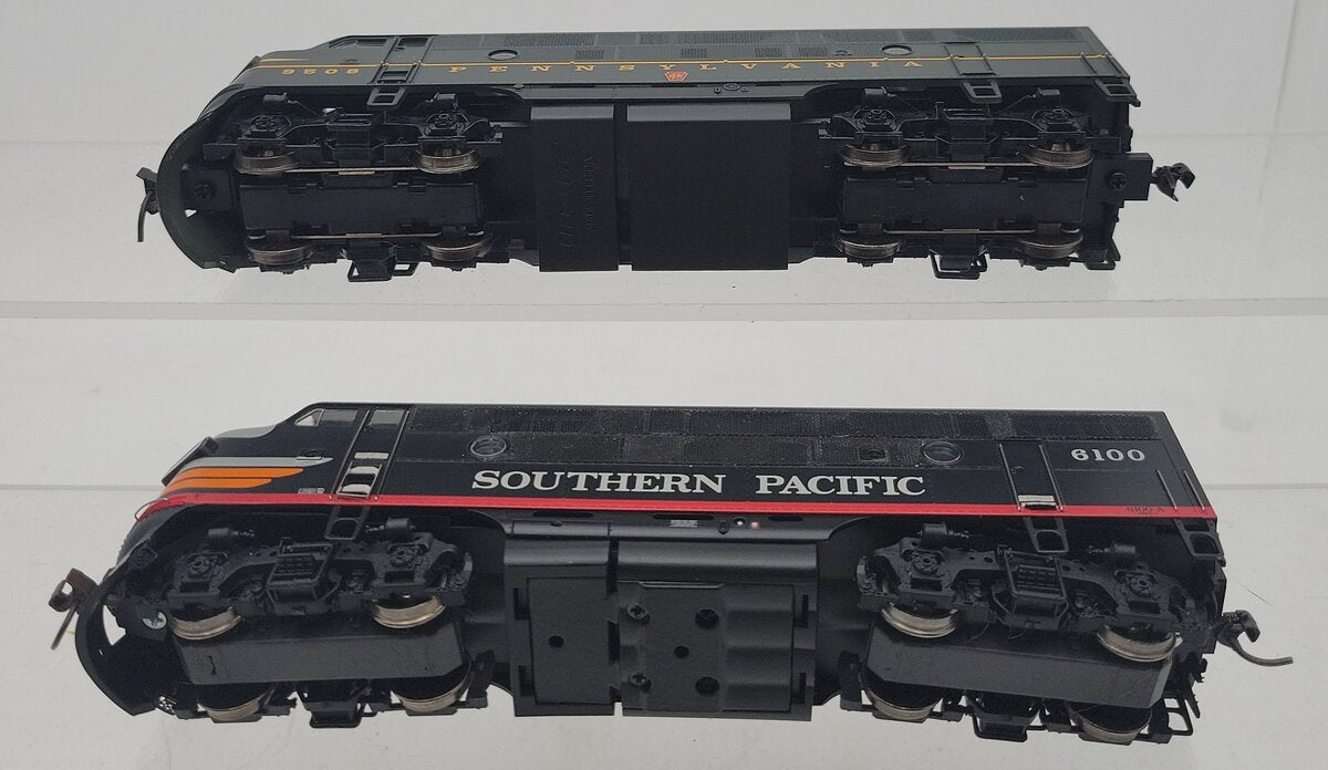 HO Assorted Southern Pacific & Pennsylvania Diesel Locomotives #9508,6100 [2] VG