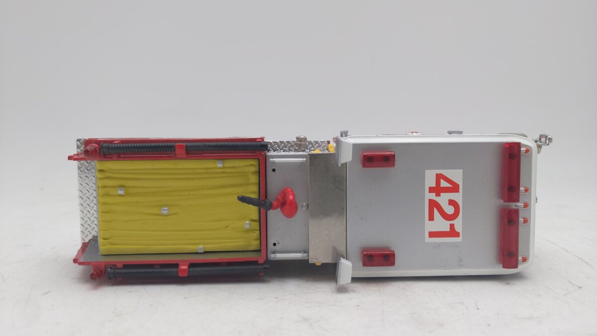 Corgi US52208 1:50 E-1 Sidemount Pumper, Fairfax County VG