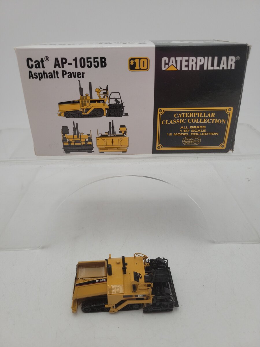 CCM AP-1055B 1:87 Scale Caterpillar Asphalt Paver Brass Limited Edition # 0469 LN/Box