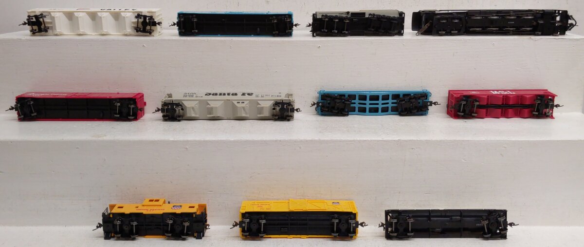 Bachmann 00614 HO Scale Union Pacific Overland Limited Steam Train Set EX/Box