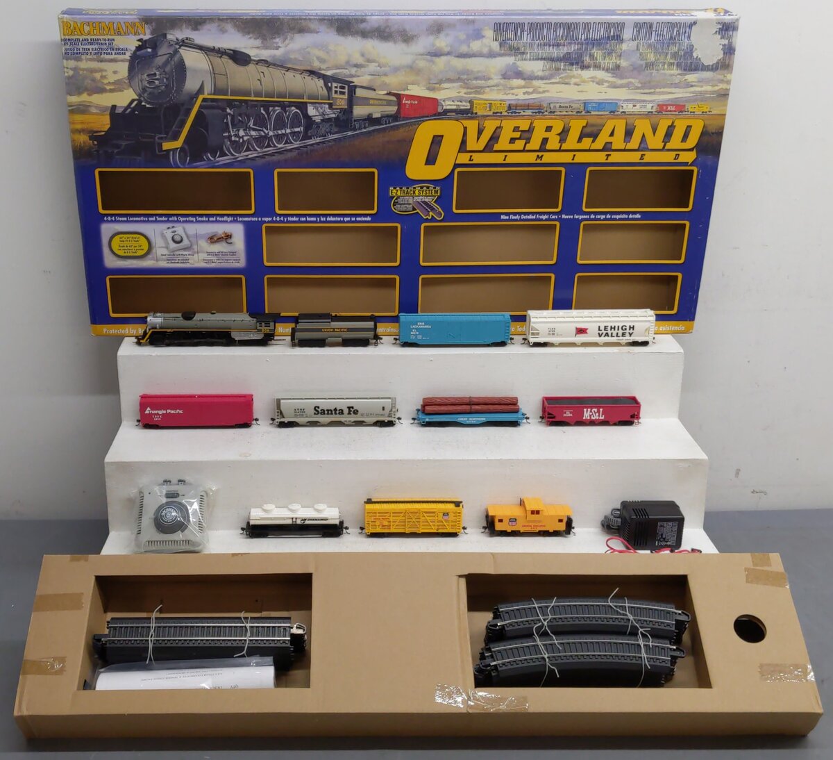Bachmann 00614 HO Scale Union Pacific Overland Limited Steam Train Set EX/Box