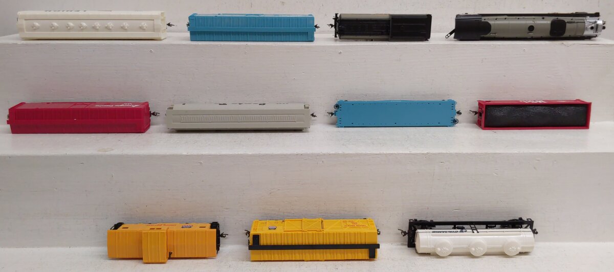 Bachmann 00614 HO Scale Union Pacific Overland Limited Steam Train Set EX/Box
