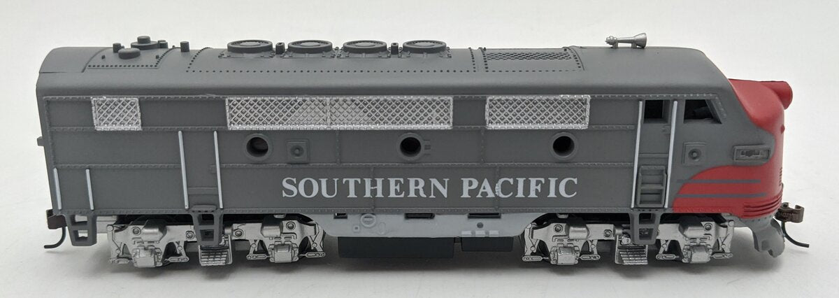 Model Power 96804 HO Scale Southern Pacific F2-A Diesel Locomotive LN/Box