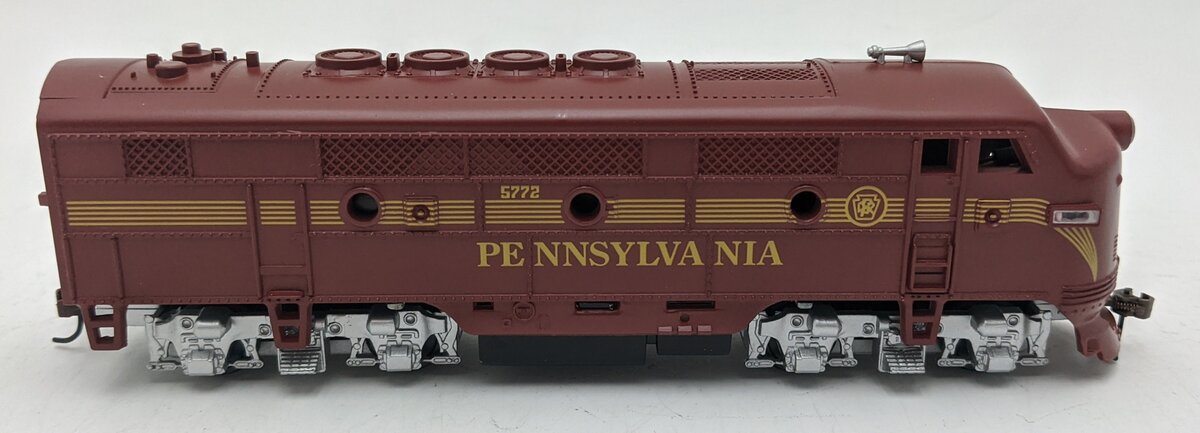 Model Power 96801 HO Pennsylvania F2 Dual-Drive Lighted Diesel Locomotive LN/Box