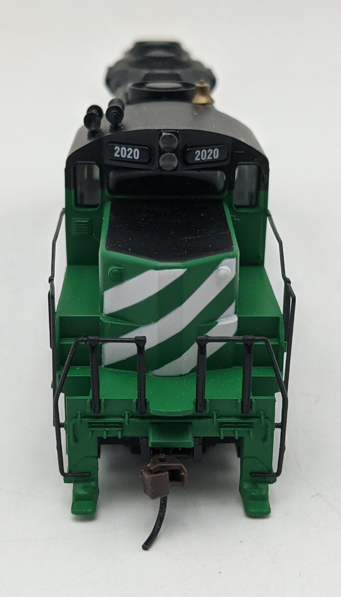 Model Power 96853 HO Scale Burlington Northern GP20 Diesel Locomotive #2020 LN/Box