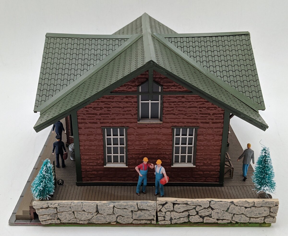 Menards 279-4436 O Scale Menardsville Station EX/Box