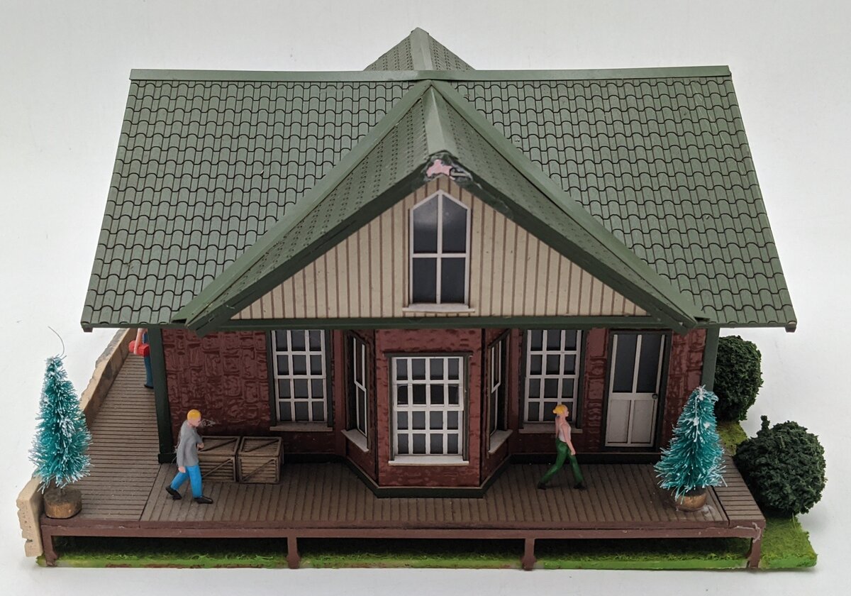 Menards 279-4436 O Scale Menardsville Station EX/Box