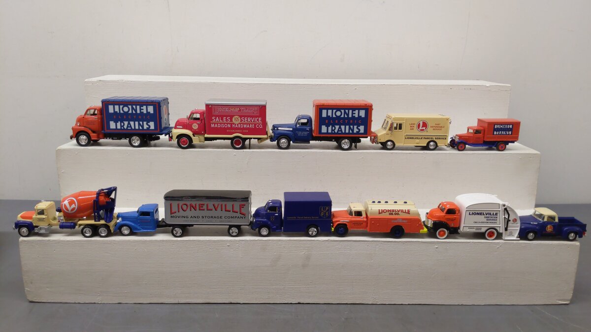 Scale Replicas, & Lionel Assorted Diecast Vehicles [11] EX
