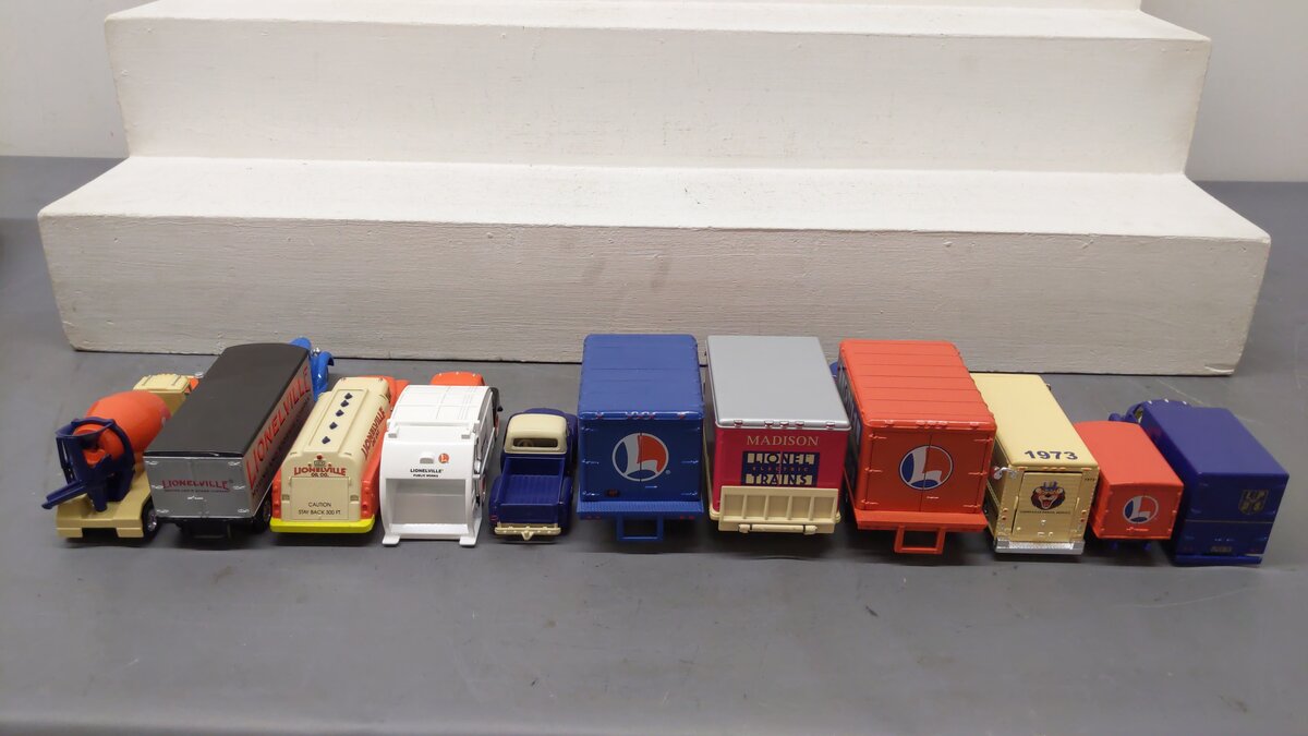 Scale Replicas, & Lionel Assorted Diecast Vehicles [11] EX