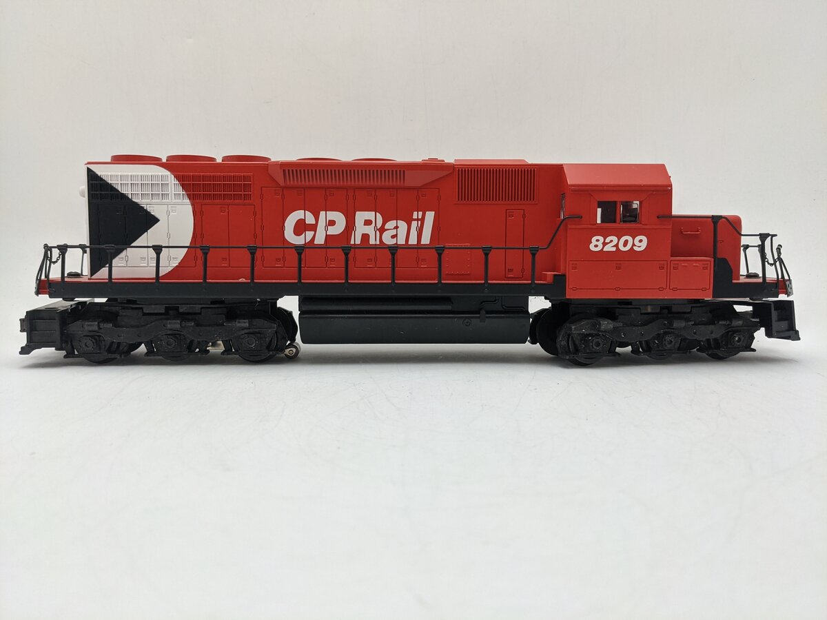 Lionel 6-18209 O Gauge Canadian Pacific SD40 Dummy Diesel Locomotive #8209 EX