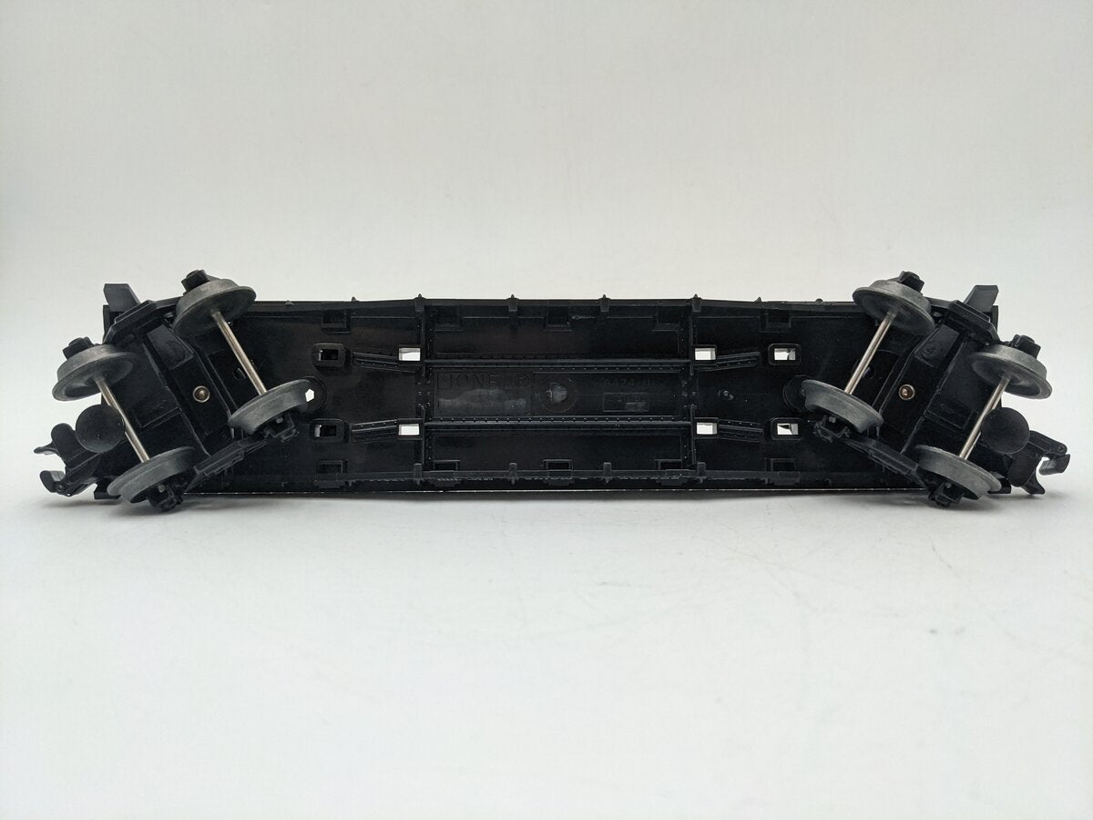 Lionel 6-16911 O Gauge Boston & Maine Flatcar with Piggyback Trailer EX