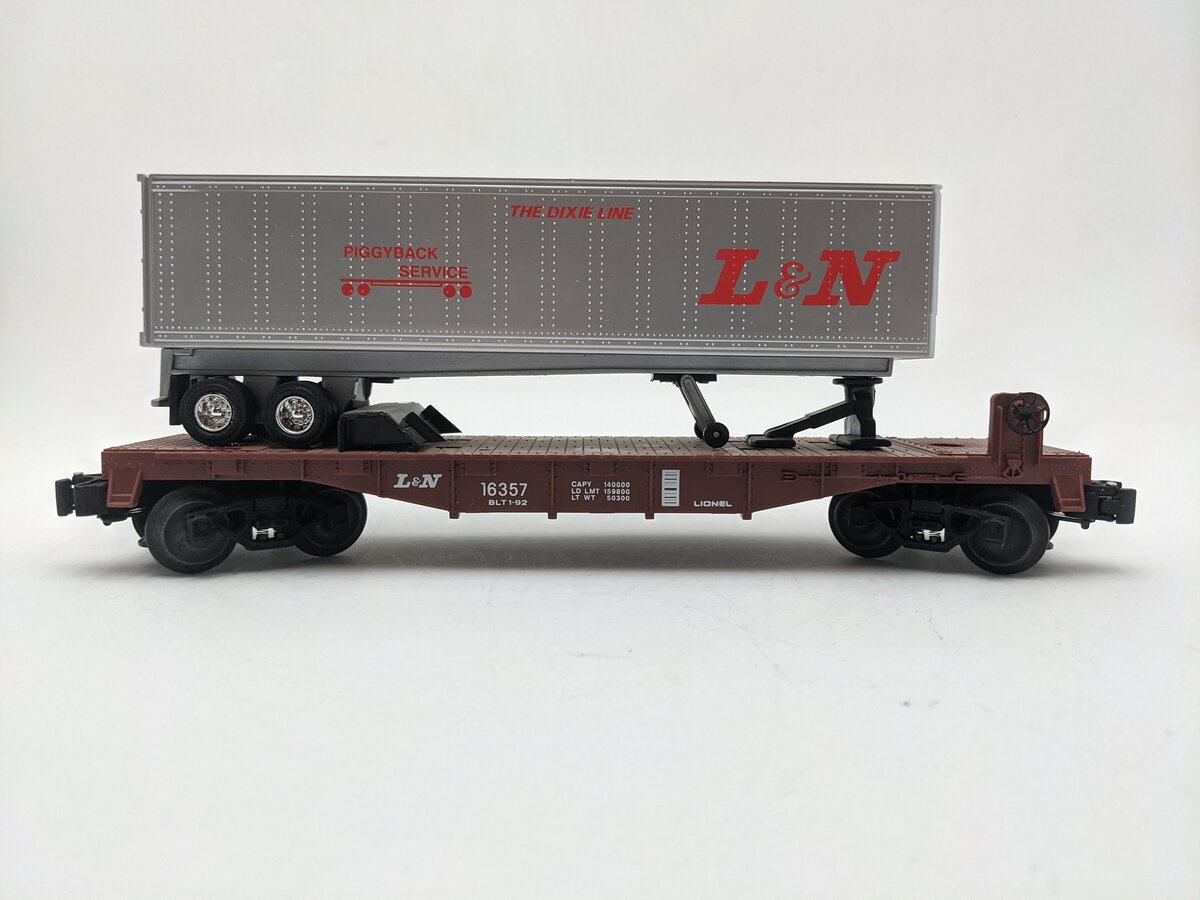 Lionel 6-16357 O Gauge Louisville and Nashville Flatcar w/Trailer EX