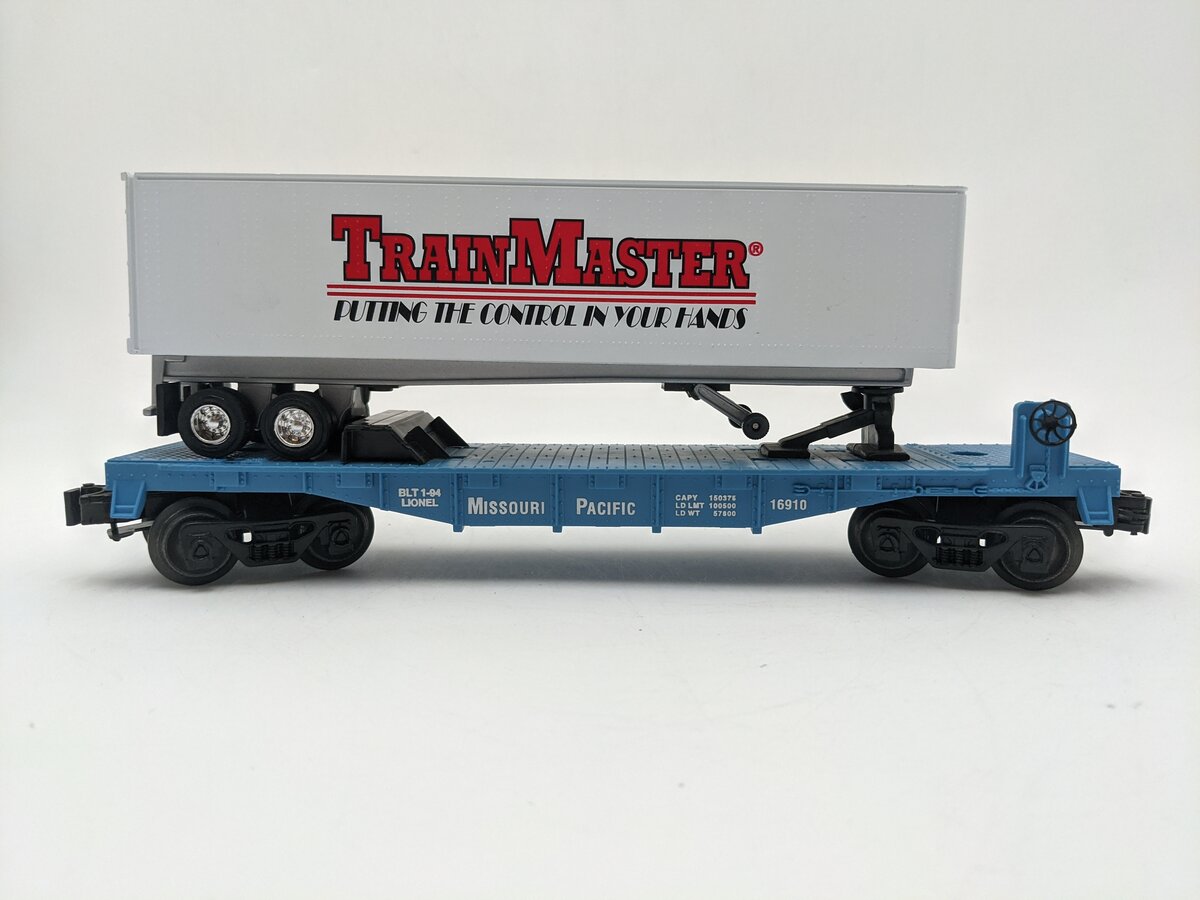 Lionel 6-16910 O Gauge Missouri Pacific Flatcar with Trailer EX