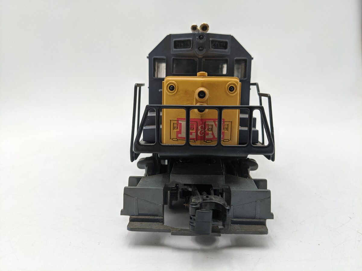 Lionel 6-18819 O Gauge Louisville & Nashville GP-38 Diesel Locomotive #4136 VG