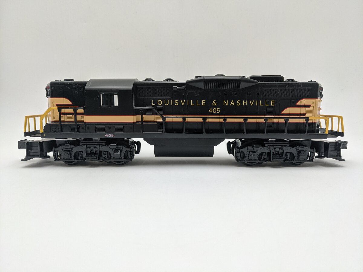 Williams 21553 O Gauge Louisville & Nashville (LN)  GP9 Unpowered Locomotive EX
