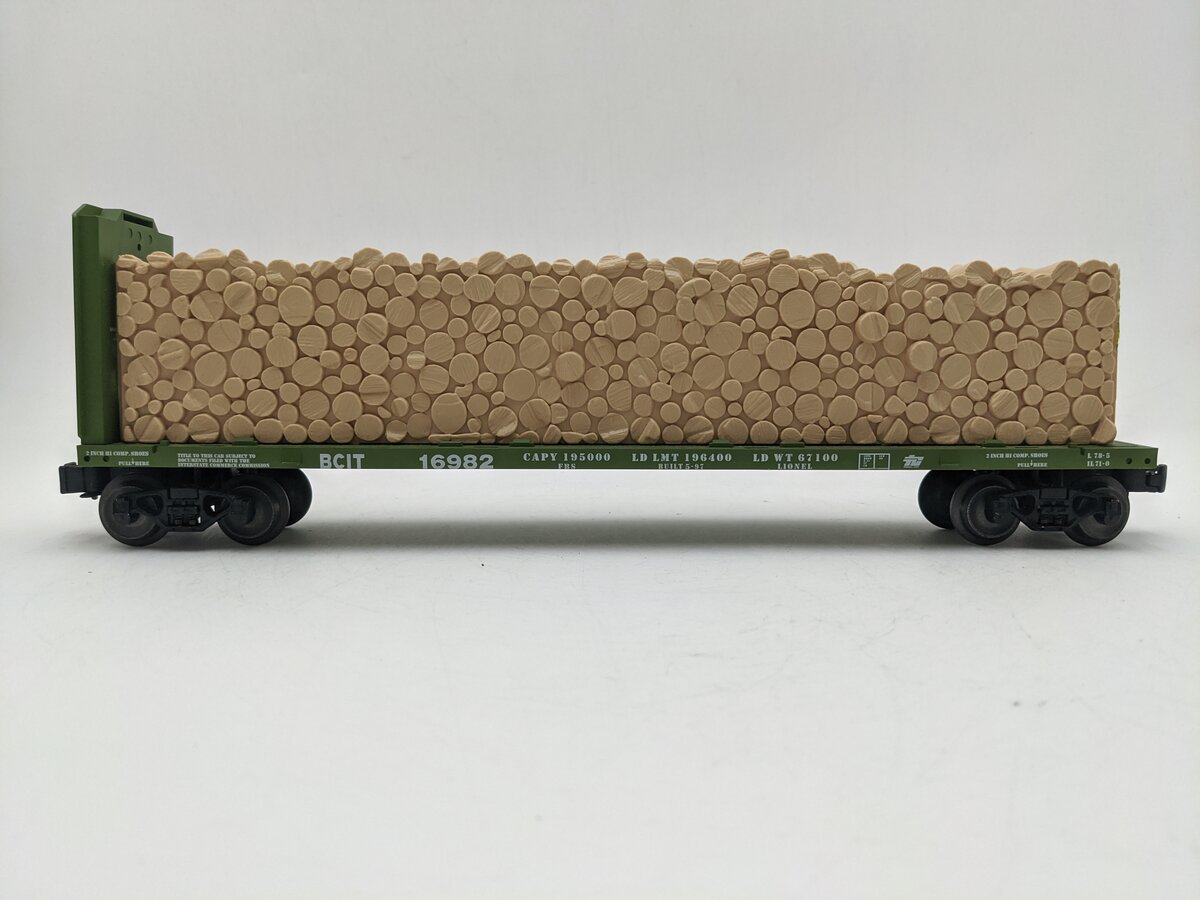 Lionel 6-16982 O Gauge British Columbia Railway Flatcar w/Cut Wood Load EX