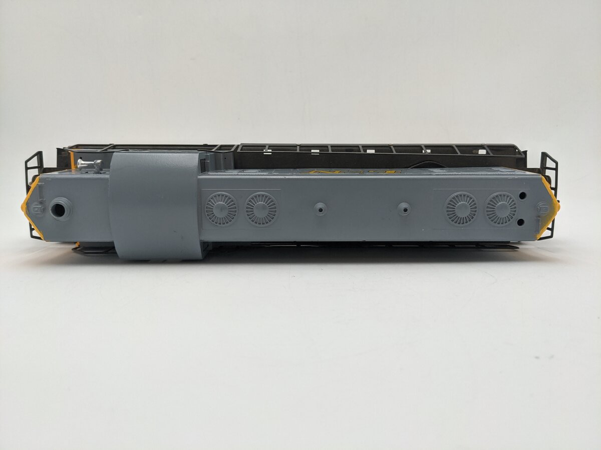 Lionel 6-8455 O Louisville & Nashville Grande GP-7 Dummy Locomotive-Custom