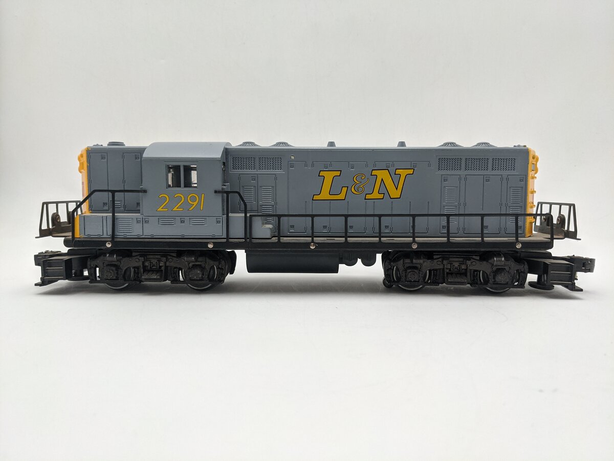 Lionel 6-8455 O Louisville & Nashville Grande GP-7 Dummy Locomotive-Custom