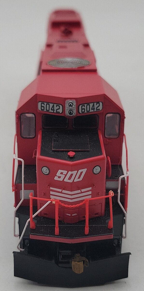 Athearn 91673 HO Soo Line EMD SD60 Diesel Locomotive #6042 EX