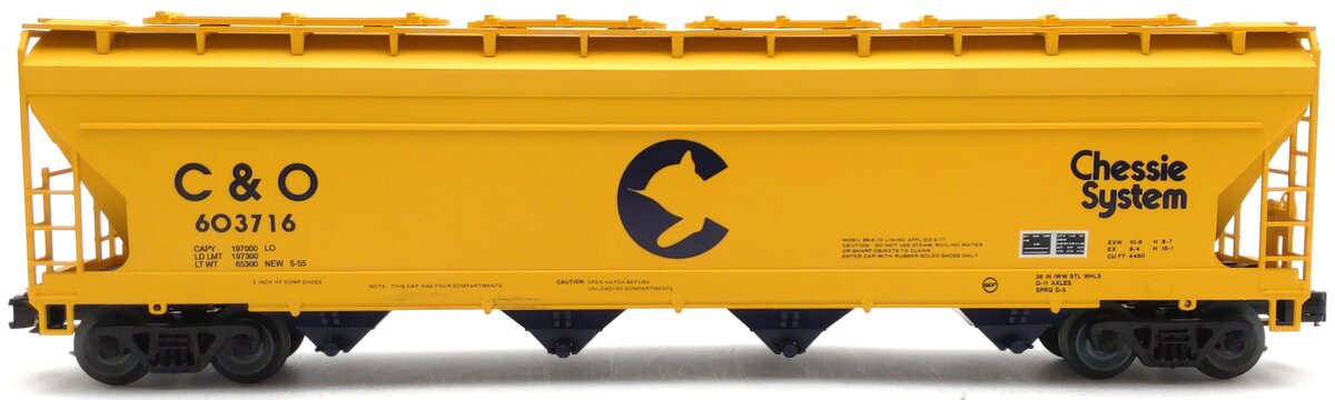 Weaver U1704 Chessie 4-Bay Centerflow Hopper Car VG