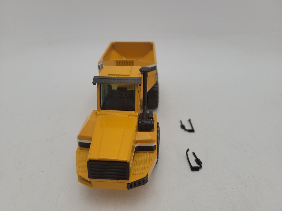 NZG 4061 1:50 Scale Moxy Komatsu MT 27 Dump Truck W/Accessories Diecast EX/Box