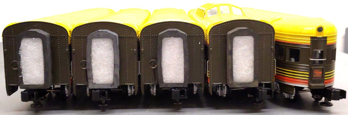 MTH 20-6515 O Gauge Seaboard 70' ABS Streamlined Passenger 5-Car Set EX/Box