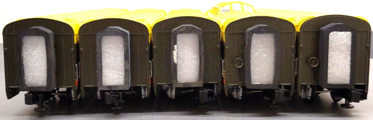 MTH 20-6515 O Gauge Seaboard 70' ABS Streamlined Passenger 5-Car Set EX/Box