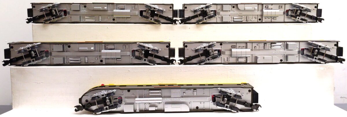 MTH 20-6515 O Gauge Seaboard 70' ABS Streamlined Passenger 5-Car Set EX/Box