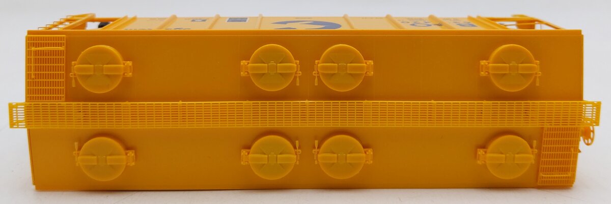 Kadee 8653 HO B&O Chessie System PS-2 2-Bay Covered Hopper Freight Car #631420  EX/Box