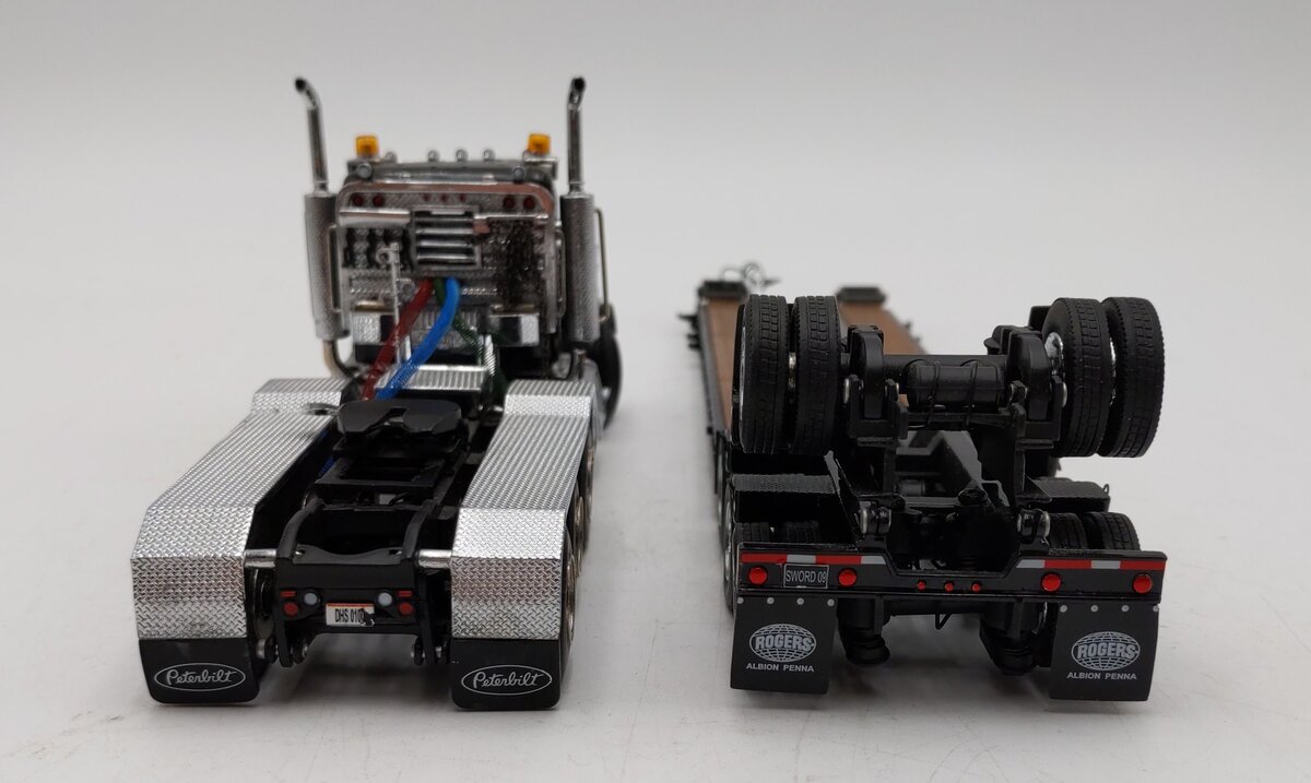 Sword Models 1:50 Scale Peterbilt 379 w/Rogers Lowboy - Sword Models VG