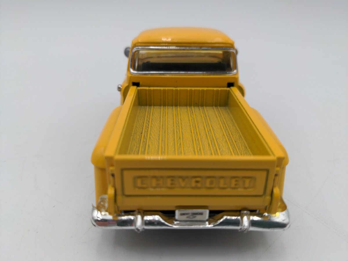 Chevy 5602 1:36 Scale Diecast 1955 Chevy Stepside Pickup Truck VG