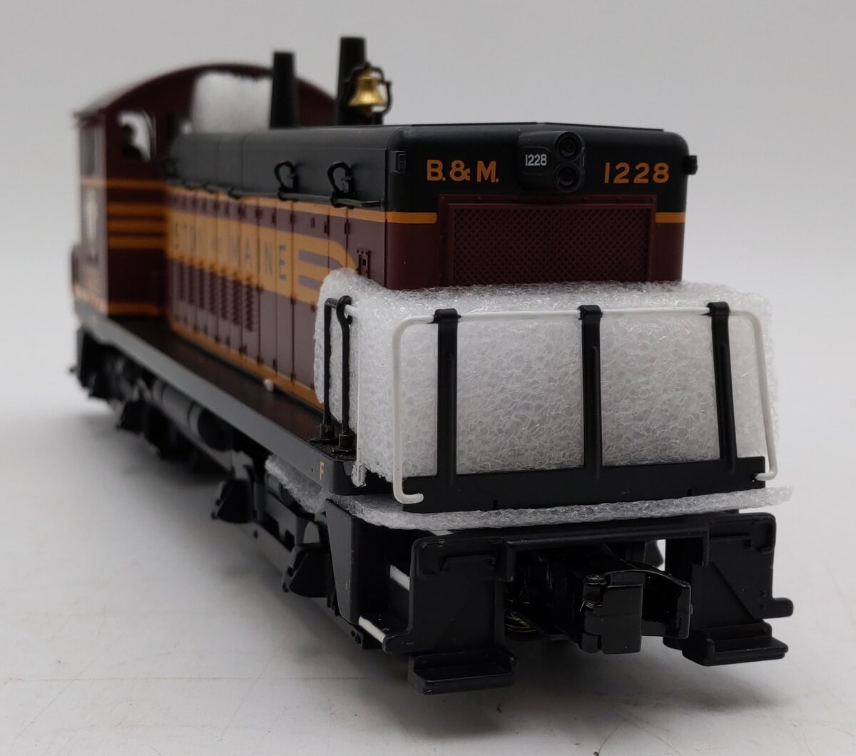 MTH 30-20910-1 O B&M SW-9 Switcher Diesel Locomotive with Proto-Sound 3.0 #1228 LN/Box