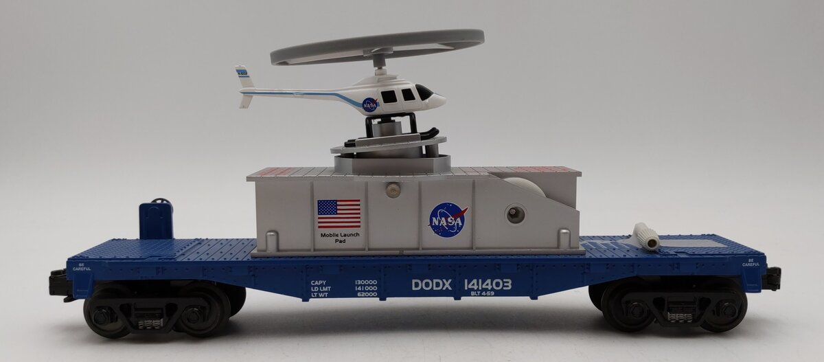 MTH 30-7940 O Gauge NASA Flatcar w/ Operating Helicopter LN/Box