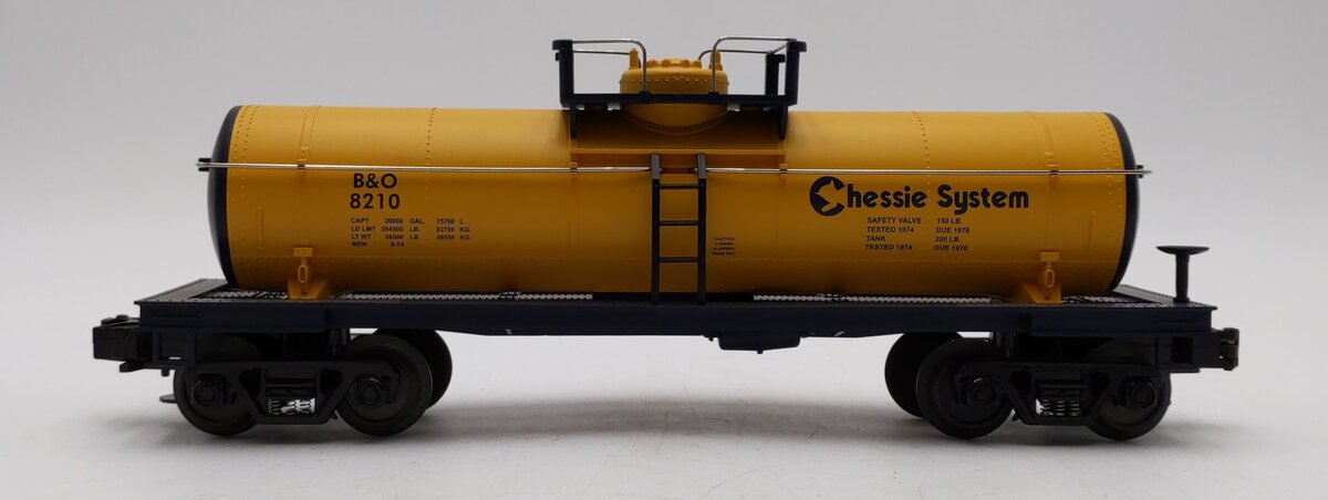 MTH 33-7303 O Gauge Chessie Tank Car #8210 LN/Box