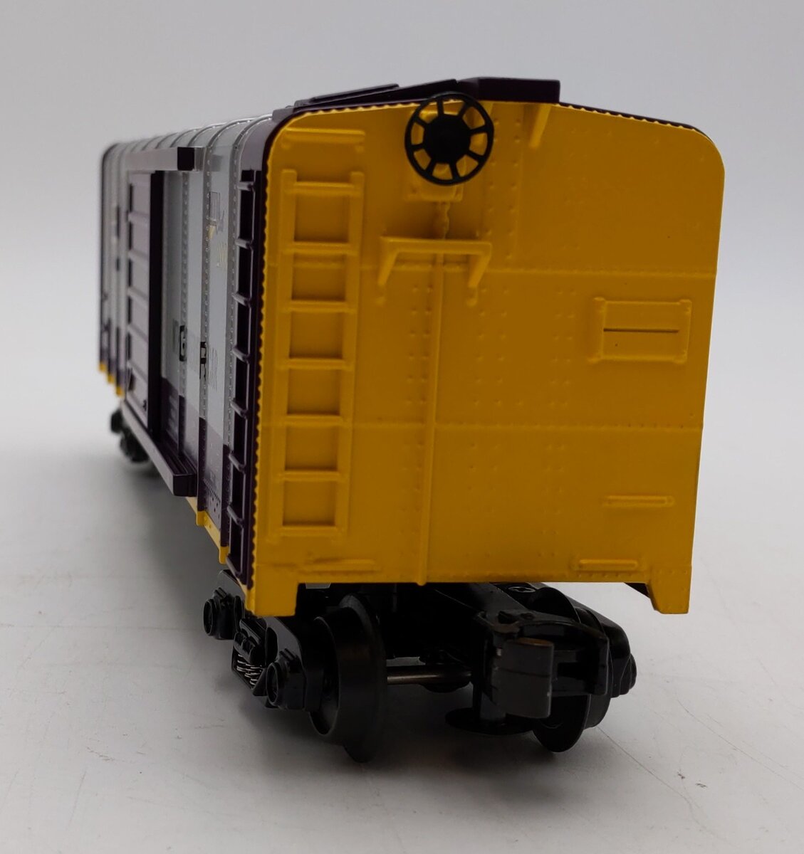 MTH 30-74223 O Gauge MTH RRC Rounded Roof Boxcar #2005 with Generator LN/Box
