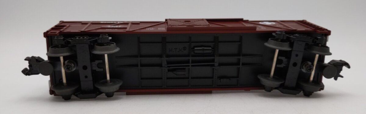 MTH 33-7704 O Gauge Santa Fe Stock Car #26427 LN/Box