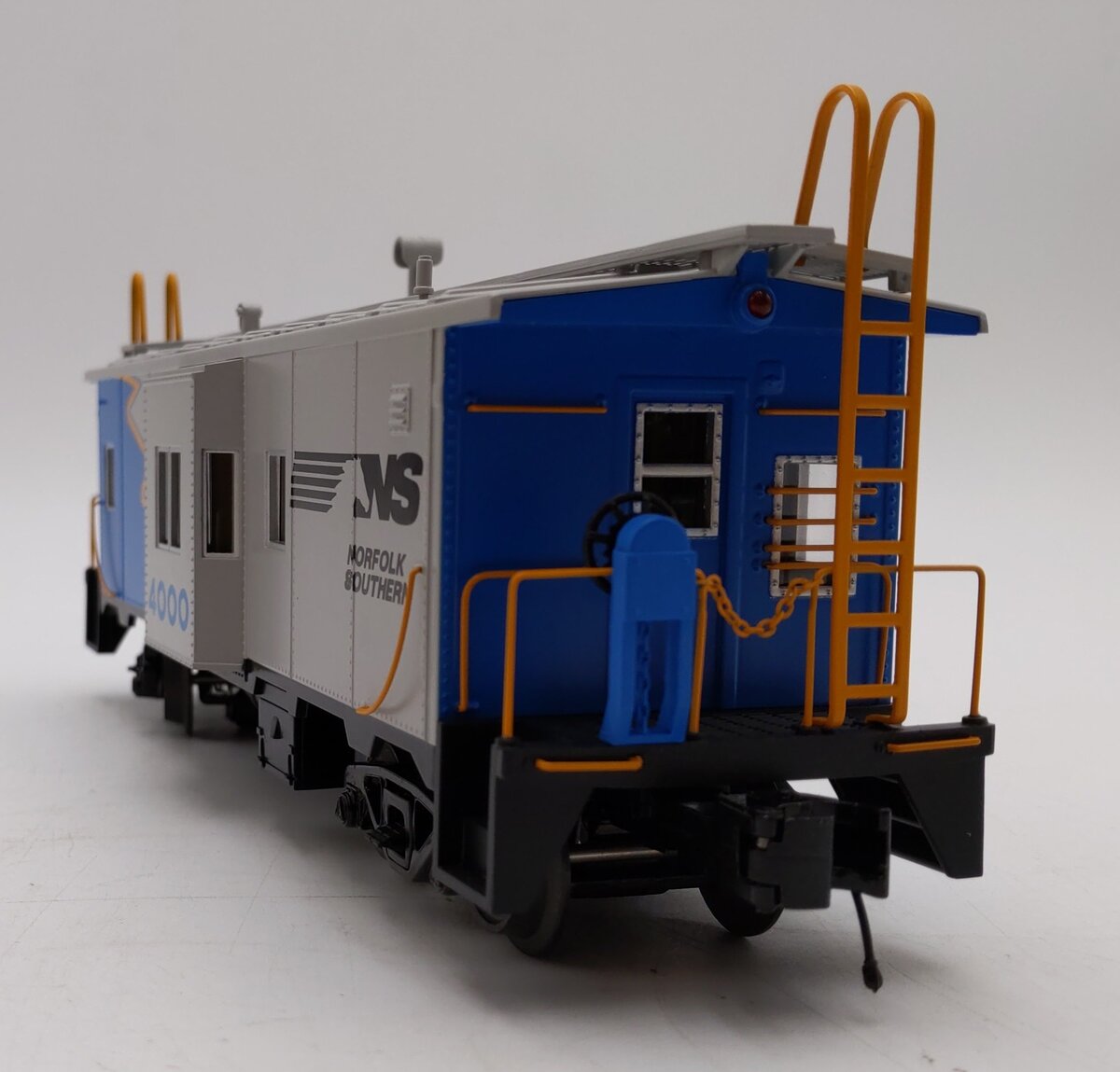 MTH Rail King O Norfolk Southern #4000 Bay Window Caboose No.30-20432a LN/Box