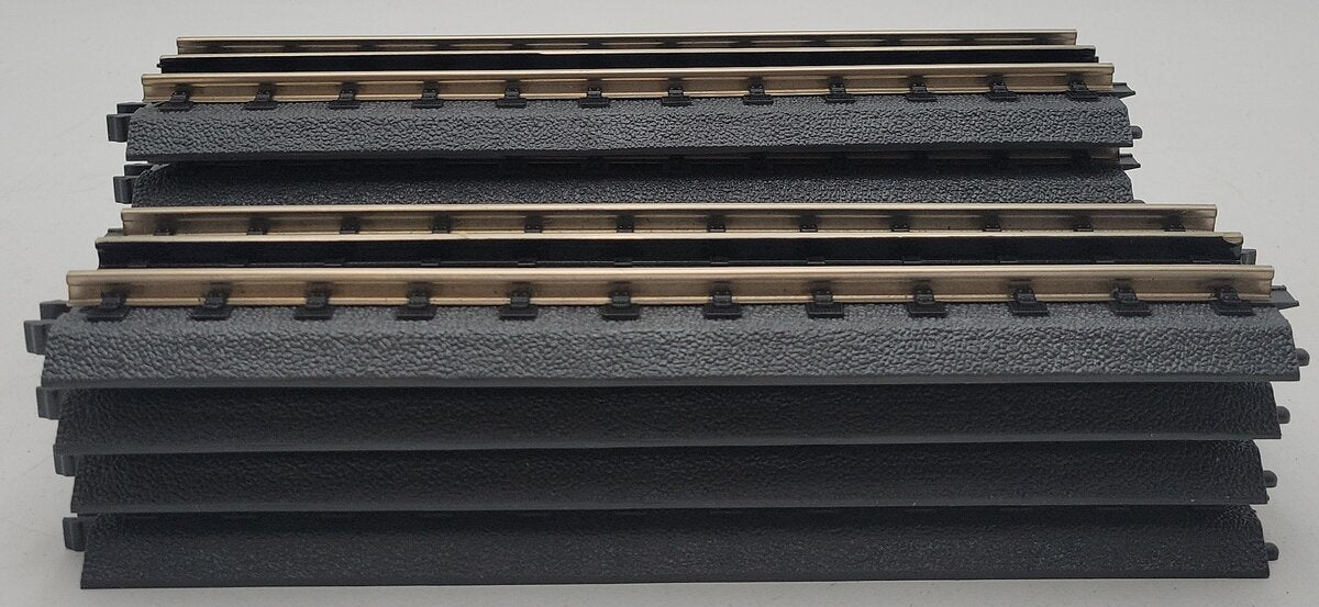 MTH 40-1001 RealTrax 10" Straight Track Sections [9] LN